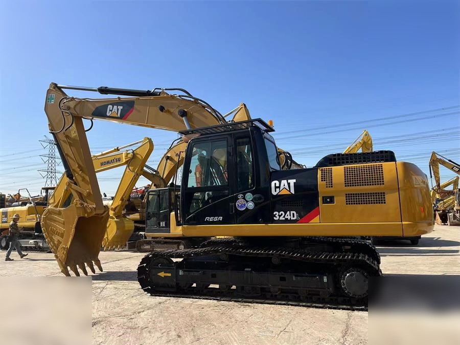 CATERPILLAR 324DL - Máy xúc bánh xích: hình 1 CATERPILLAR 324DL - Máy xúc bánh xích: hình 1