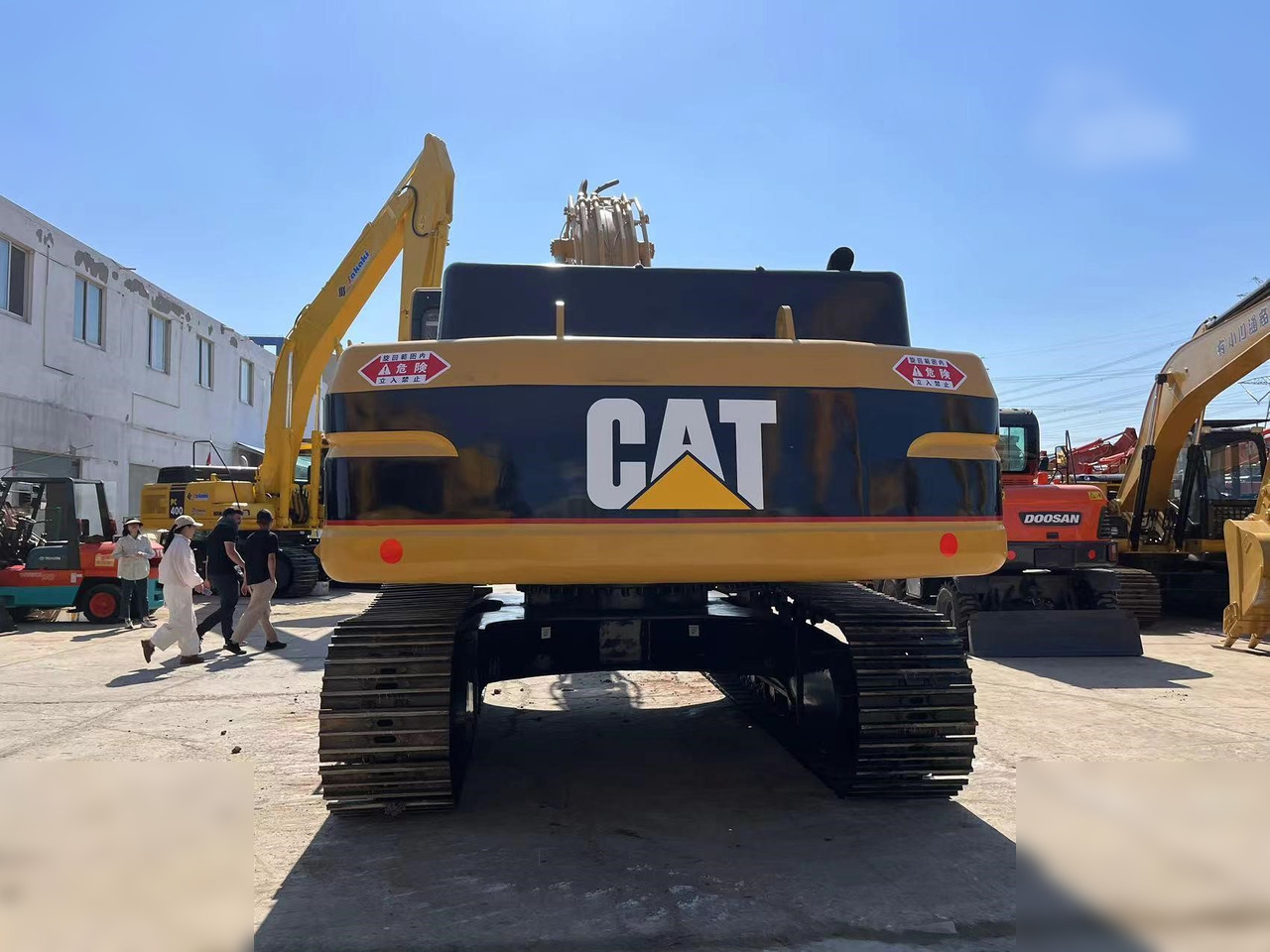 CATERPILLAR 330BL - Máy xúc bánh xích: hình 2 CATERPILLAR 330BL - Máy xúc bánh xích: hình 2