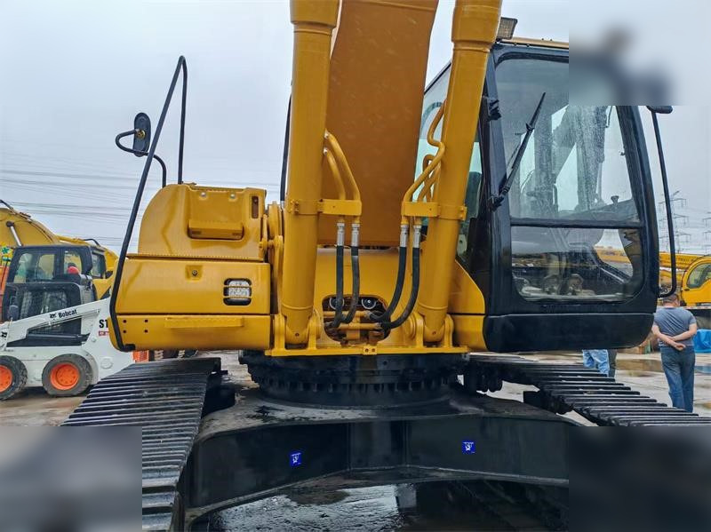 CATERPILLAR 330CL - Máy xúc bánh xích: hình 4 CATERPILLAR 330CL - Máy xúc bánh xích: hình 4