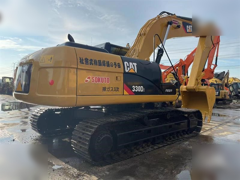 CATERPILLAR 330D - Máy xúc bánh xích: hình 3 CATERPILLAR 330D - Máy xúc bánh xích: hình 3