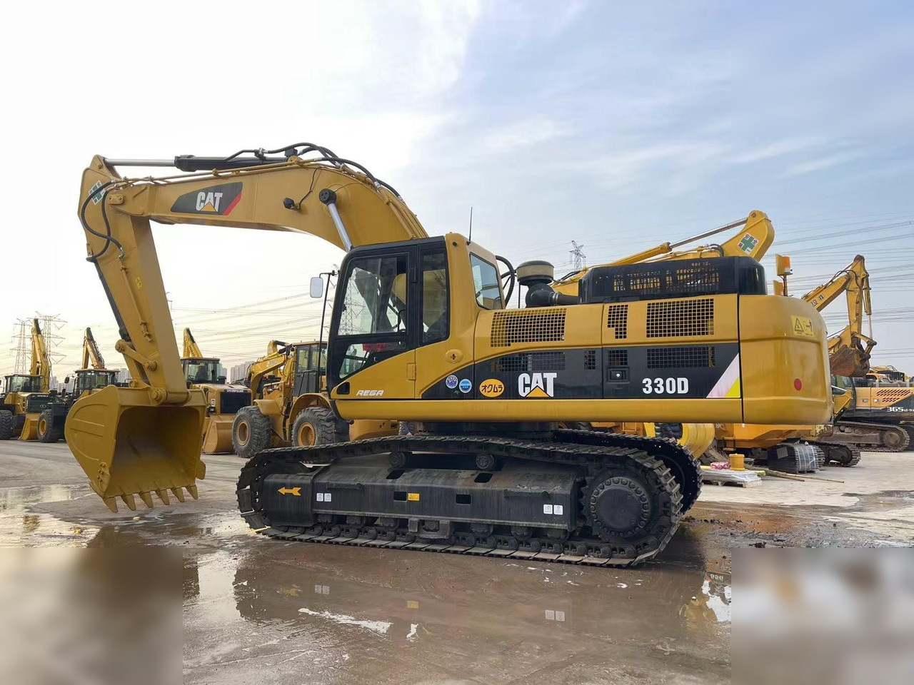 CATERPILLAR 330D - Máy xúc bánh xích: hình 1 CATERPILLAR 330D - Máy xúc bánh xích: hình 1