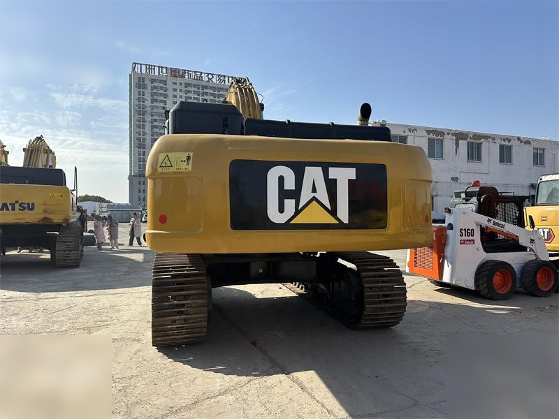 CATERPILLAR 330D - Máy xúc bánh xích: hình 2 CATERPILLAR 330D - Máy xúc bánh xích: hình 2