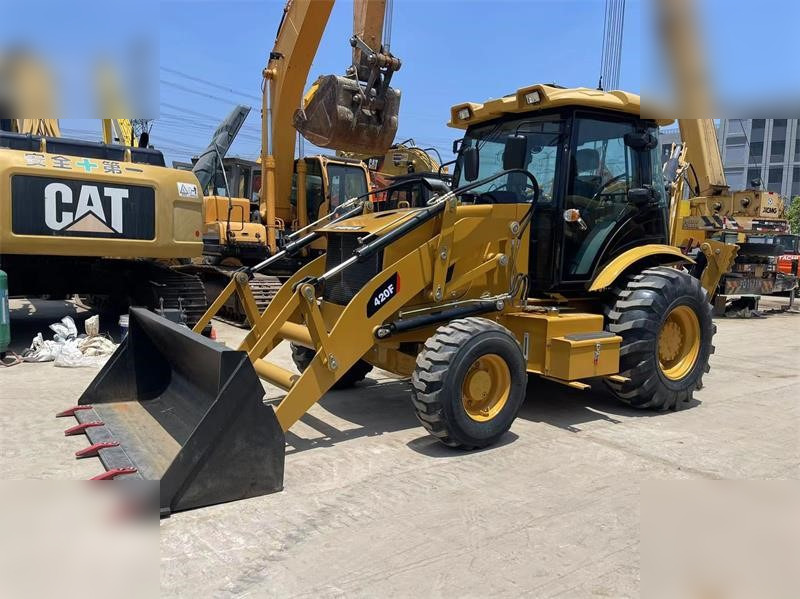 CATERPILLAR 420F - Máy xúc trước múc sau: hình 1 CATERPILLAR 420F - Máy xúc trước múc sau: hình 1
