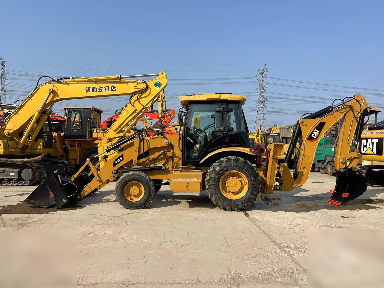 CATERPILLAR 420F - Máy xúc trước múc sau: hình 1 CATERPILLAR 420F - Máy xúc trước múc sau: hình 1