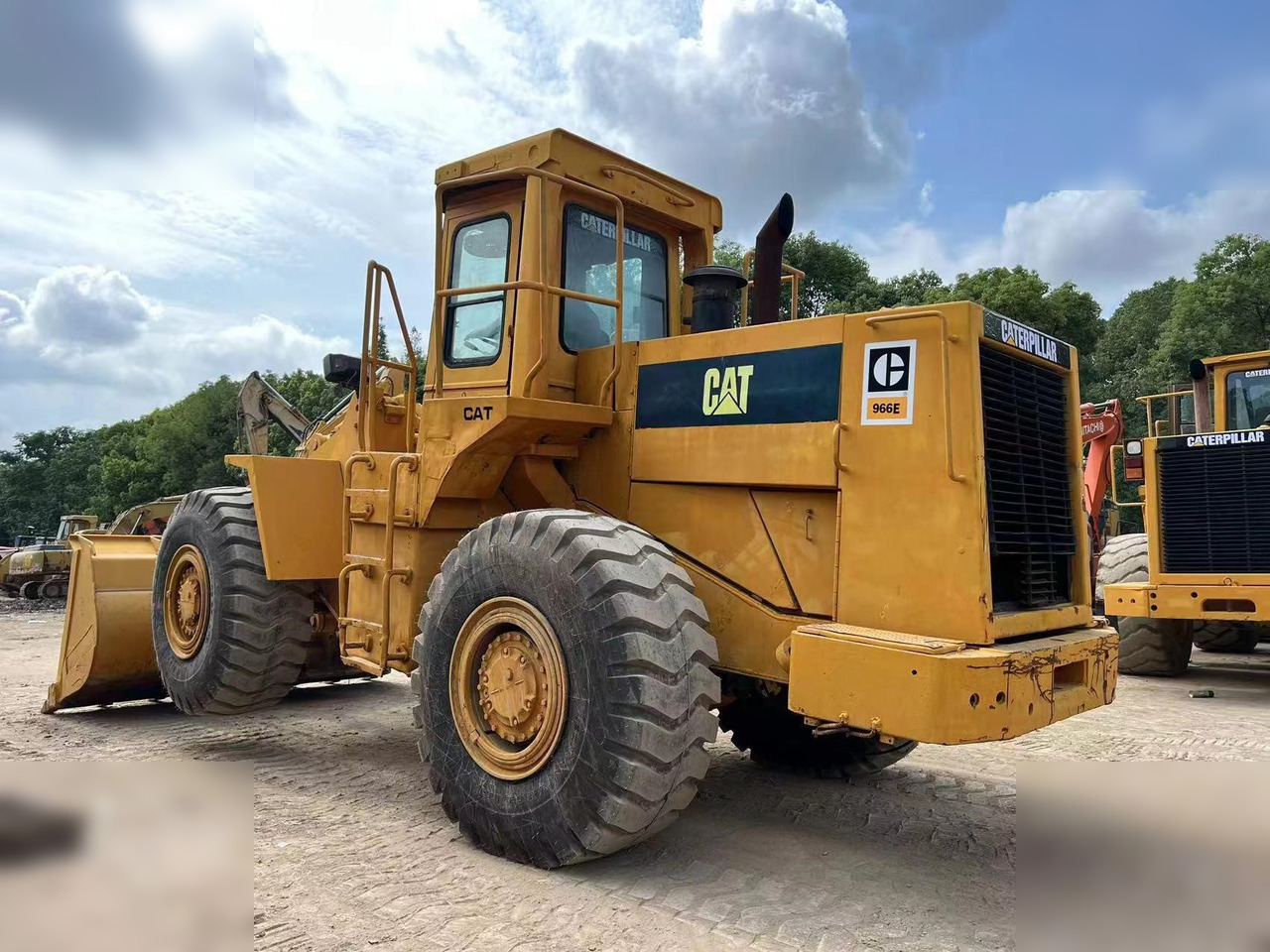 CATERPILLAR 966E - Máy xúc lật bánh lốp: hình 1 CATERPILLAR 966E - Máy xúc lật bánh lốp: hình 1