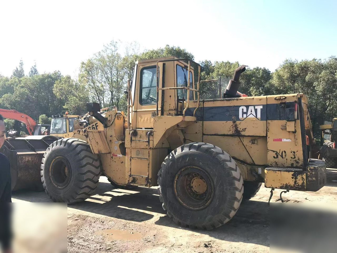 CATERPILLAR 966F I - Máy xúc lật bánh lốp: hình 4 CATERPILLAR 966F I - Máy xúc lật bánh lốp: hình 4