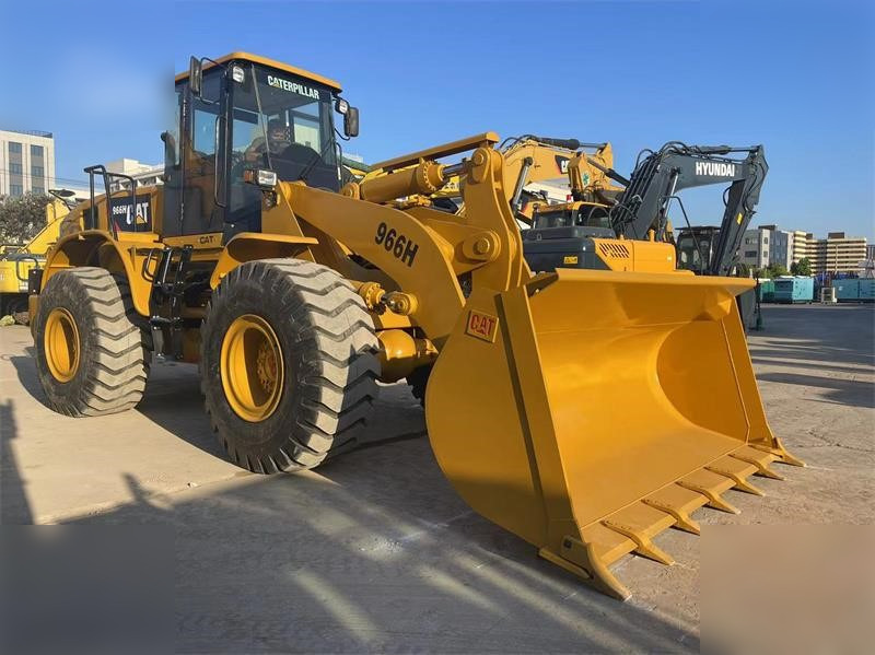 CATERPILLAR 966H - Máy xúc lật bánh lốp: hình 4 CATERPILLAR 966H - Máy xúc lật bánh lốp: hình 4