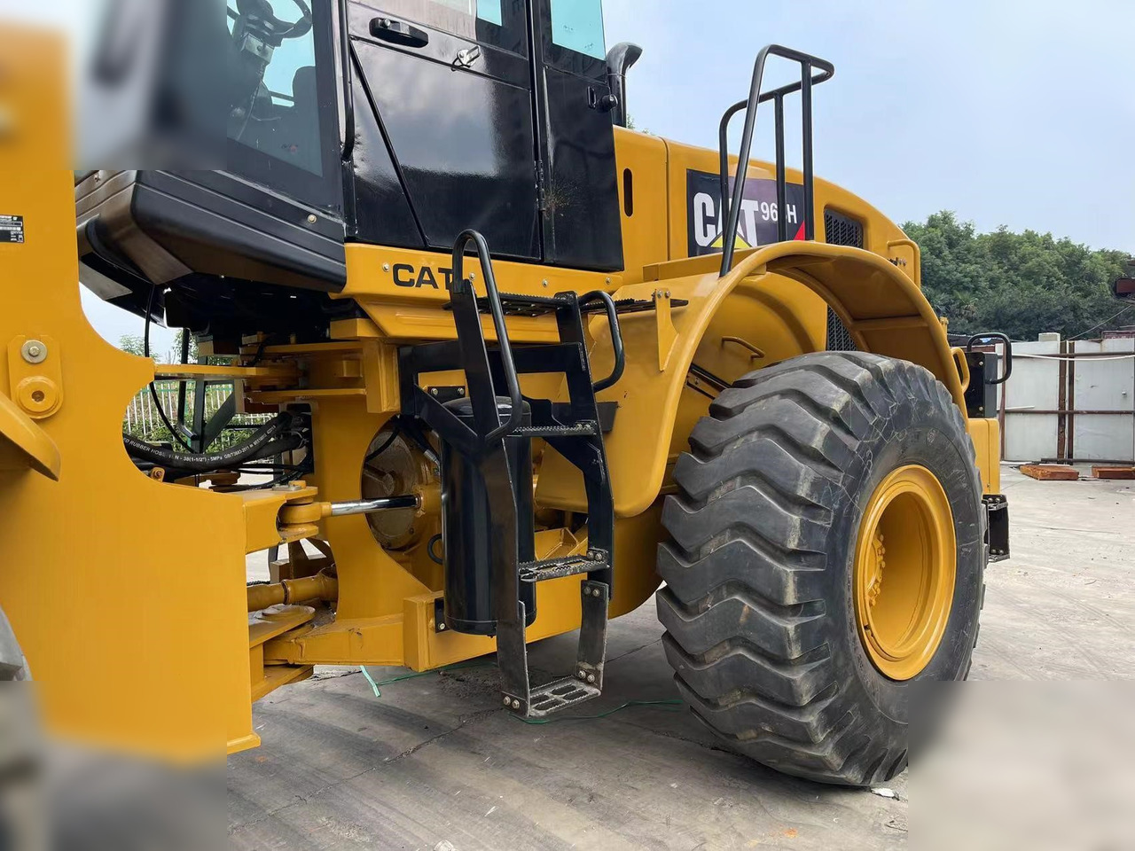 CATERPILLAR 966H - Máy xúc lật bánh lốp: hình 5 CATERPILLAR 966H - Máy xúc lật bánh lốp: hình 5