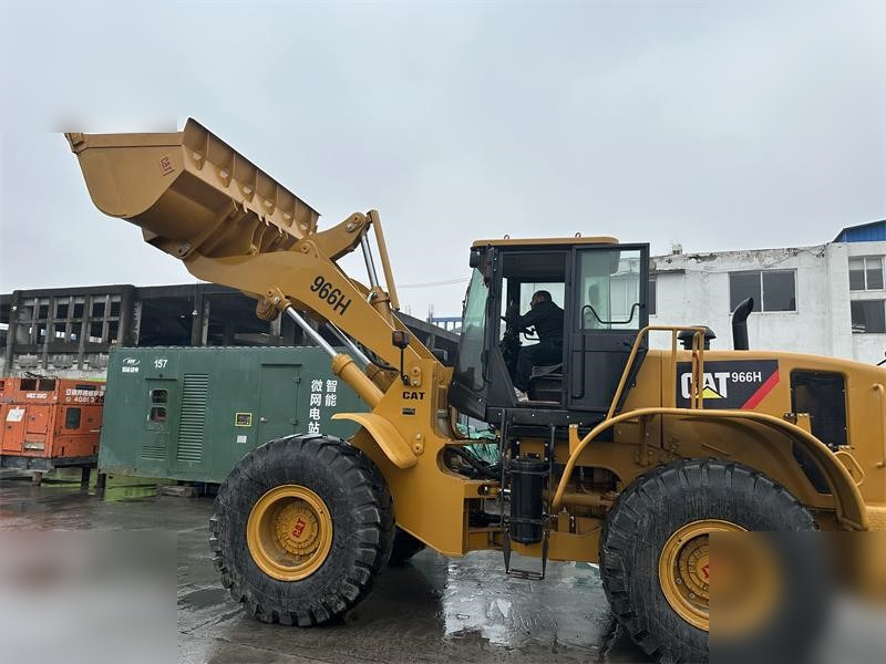 CATERPILLAR 966H - Máy xúc lật bánh lốp: hình 3 CATERPILLAR 966H - Máy xúc lật bánh lốp: hình 3