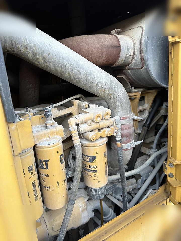 CATERPILLAR 986H - Máy xúc lật bánh lốp: hình 4 CATERPILLAR 986H - Máy xúc lật bánh lốp: hình 4