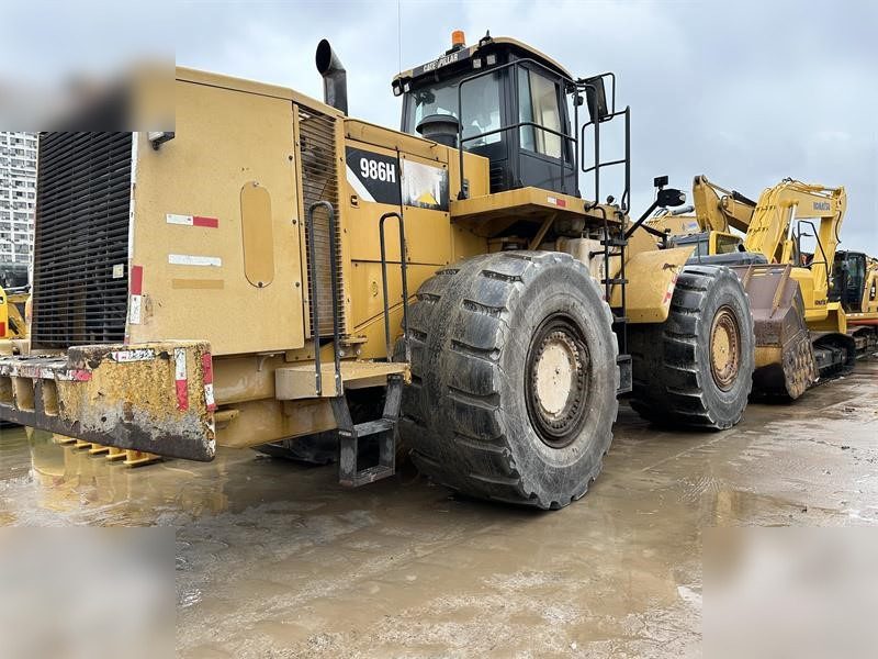 CATERPILLAR 986H - Máy xúc lật bánh lốp: hình 1 CATERPILLAR 986H - Máy xúc lật bánh lốp: hình 1