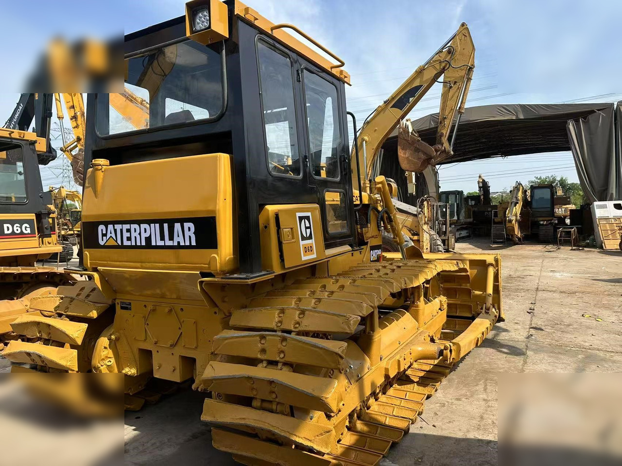CATERPILLAR D6D - Máy ủi: hình 4 CATERPILLAR D6D - Máy ủi: hình 4