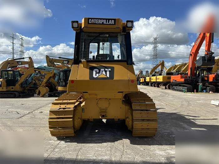 CATERPILLAR D7G II - Máy ủi: hình 5 CATERPILLAR D7G II - Máy ủi: hình 5