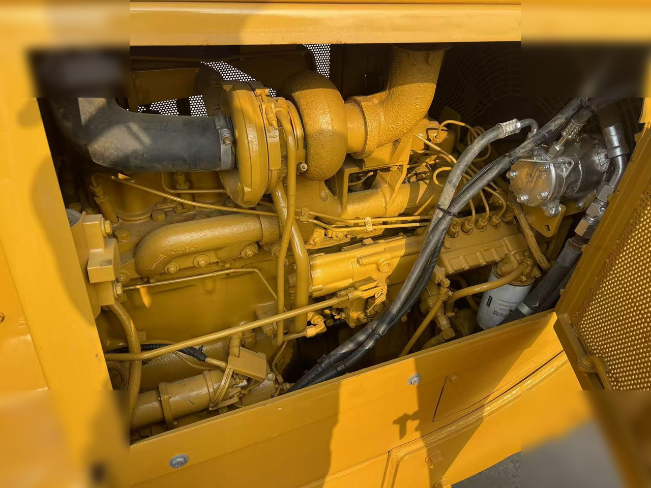 CATERPILLAR D7G - Máy ủi: hình 4 CATERPILLAR D7G - Máy ủi: hình 4