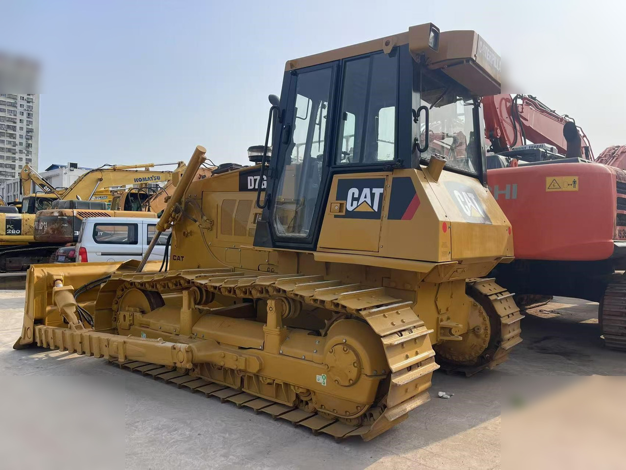 CATERPILLAR D7G - Máy ủi: hình 2 CATERPILLAR D7G - Máy ủi: hình 2
