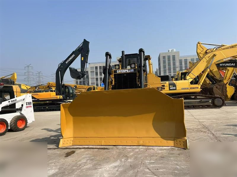 CATERPILLAR D8R - Máy ủi: hình 4 CATERPILLAR D8R - Máy ủi: hình 4