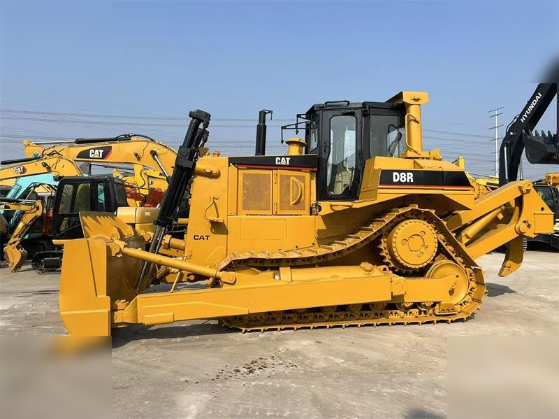 CATERPILLAR D8R - Máy ủi: hình 1 CATERPILLAR D8R - Máy ủi: hình 1