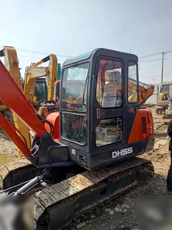 DOOSAN DH55 - Máy xúc mini: hình 3 DOOSAN DH55 - Máy xúc mini: hình 3