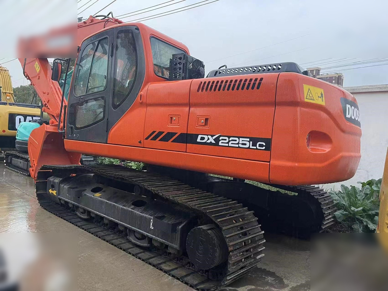 DOOSAN DX225 LC-5 - Máy xúc bánh xích: hình 2 DOOSAN DX225 LC-5 - Máy xúc bánh xích: hình 2