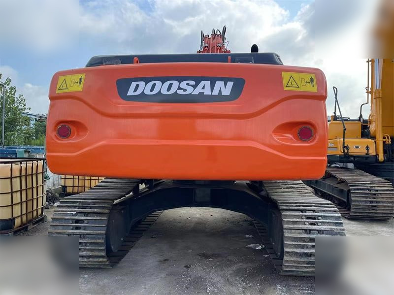 DOOSAN DX225 LC - Máy xúc bánh xích: hình 4 DOOSAN DX225 LC - Máy xúc bánh xích: hình 4