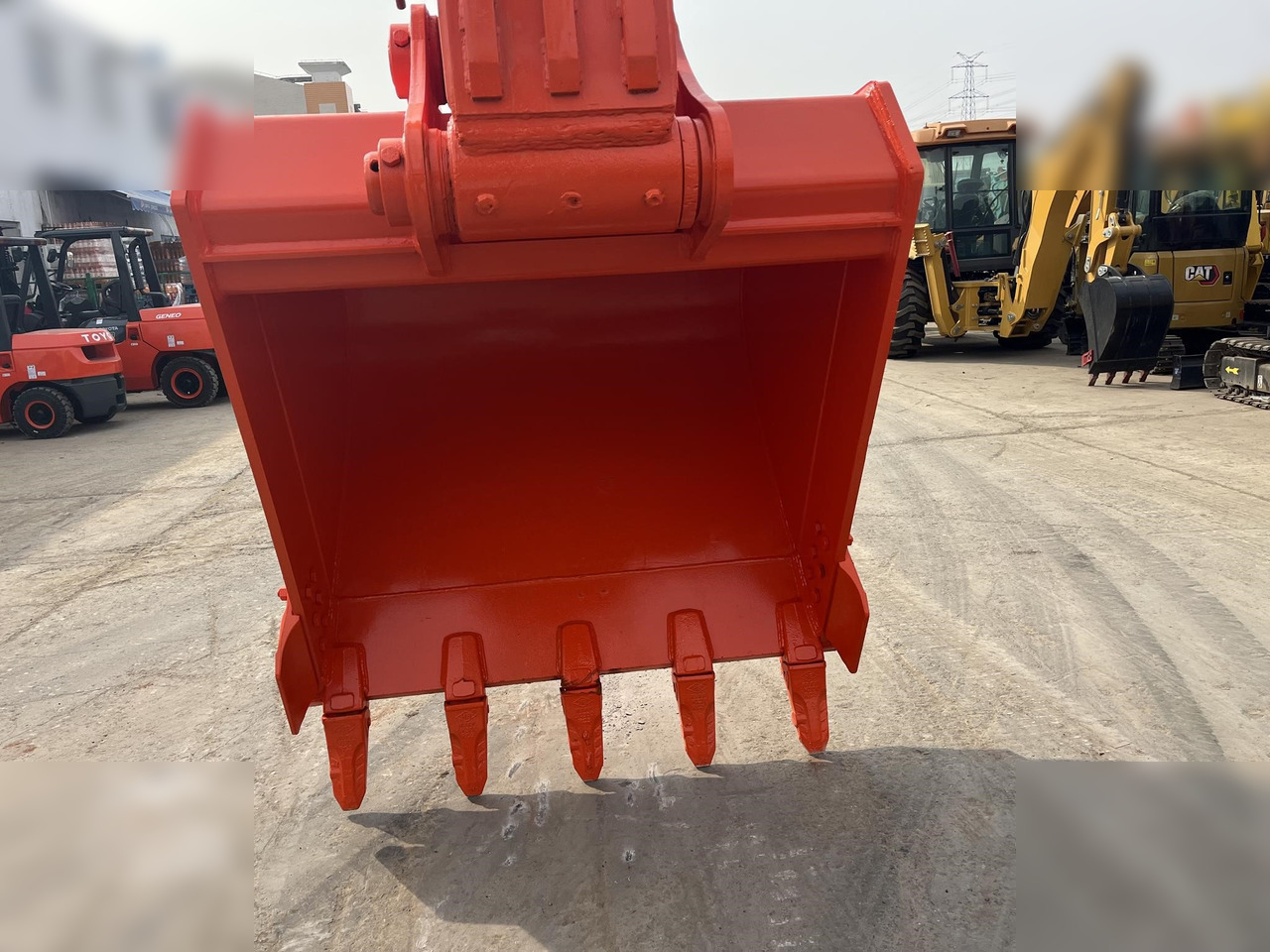 DOOSAN DX420 LC-9C - Máy xúc bánh xích: hình 3 DOOSAN DX420 LC-9C - Máy xúc bánh xích: hình 3