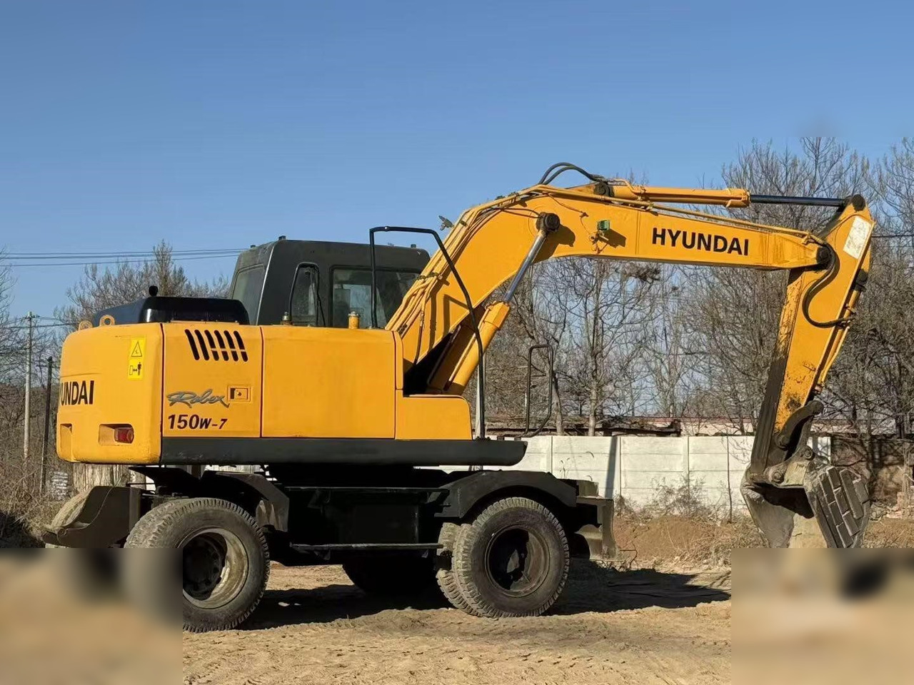 HYUNDAI ROBEX 150W-7A - Máy xúc bánh lốp: hình 2 HYUNDAI ROBEX 150W-7A - Máy xúc bánh lốp: hình 2