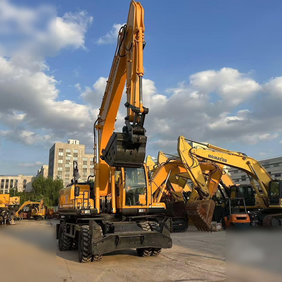 HYUNDAI ROBEX 210W-9 - Máy xúc bánh lốp: hình 4 HYUNDAI ROBEX 210W-9 - Máy xúc bánh lốp: hình 4