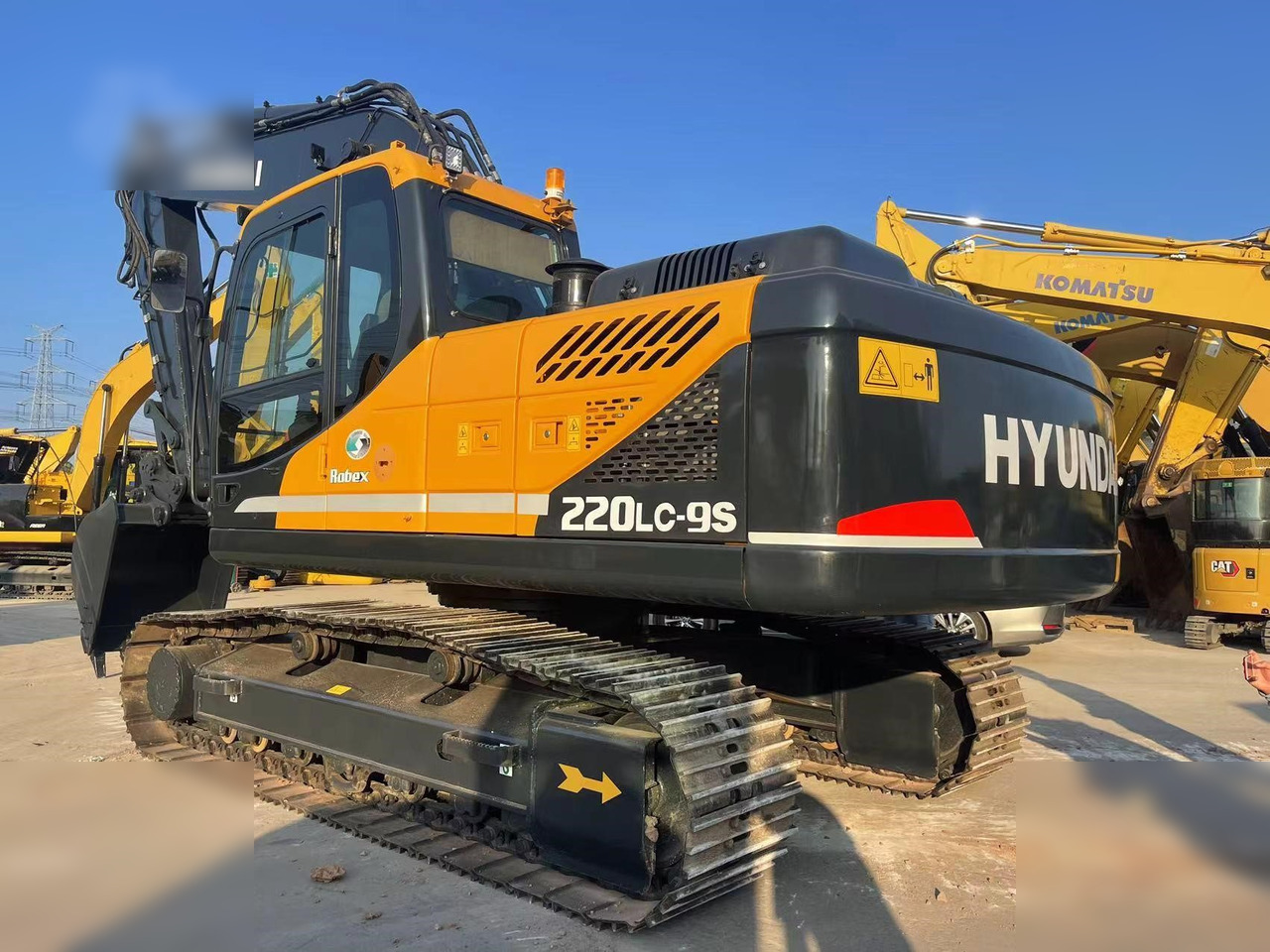 HYUNDAI ROBEX 220 LC-9S - Máy xúc bánh xích: hình 3 HYUNDAI ROBEX 220 LC-9S - Máy xúc bánh xích: hình 3
