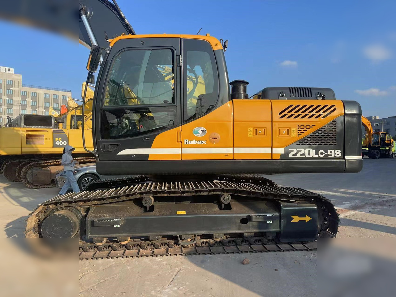 HYUNDAI ROBEX 220 LC-9S - Máy xúc bánh xích: hình 4 HYUNDAI ROBEX 220 LC-9S - Máy xúc bánh xích: hình 4