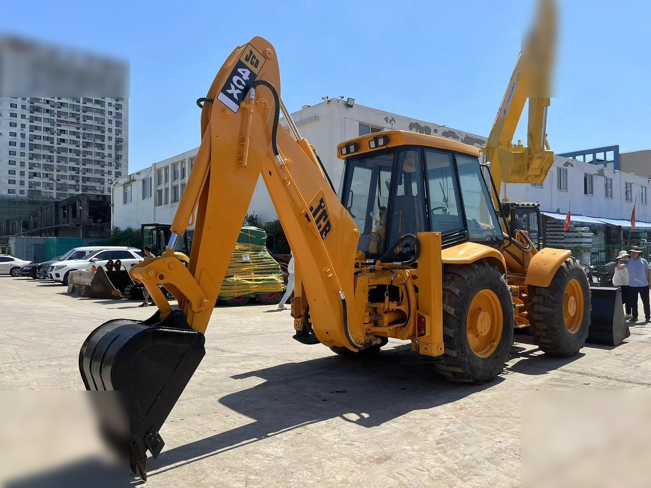 JCB 4CX - Máy xúc trước múc sau: hình 2 JCB 4CX - Máy xúc trước múc sau: hình 2