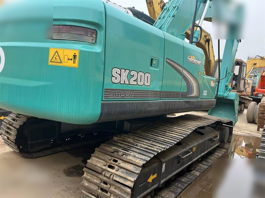 KOBELCO SK200-8 - Máy xúc bánh xích: hình 1 KOBELCO SK200-8 - Máy xúc bánh xích: hình 1
