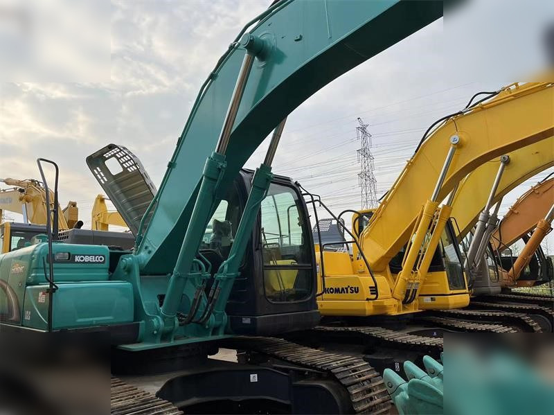Máy xúc bánh xích KOBELCO SK200-8: hình 7