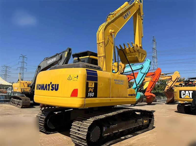 KOMATSU PC160 LC-7 - Máy xúc bánh xích: hình 4 KOMATSU PC160 LC-7 - Máy xúc bánh xích: hình 4