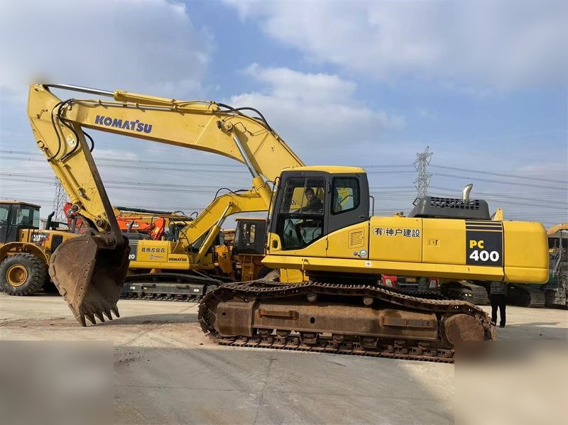 KOMATSU PC400-7 - Máy xúc bánh xích: hình 1 KOMATSU PC400-7 - Máy xúc bánh xích: hình 1