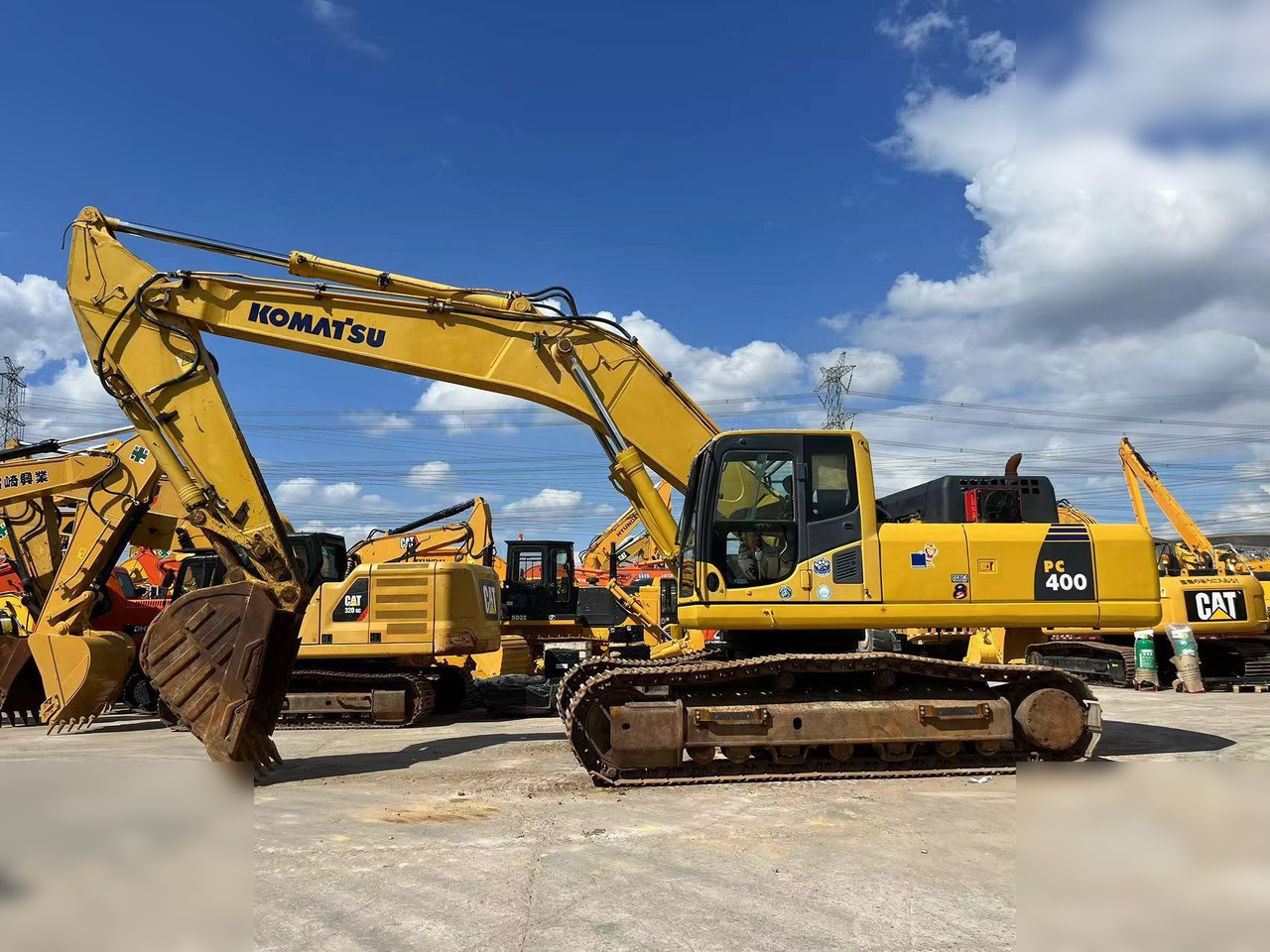 KOMATSU PC400-8R - Máy xúc bánh xích: hình 1 KOMATSU PC400-8R - Máy xúc bánh xích: hình 1