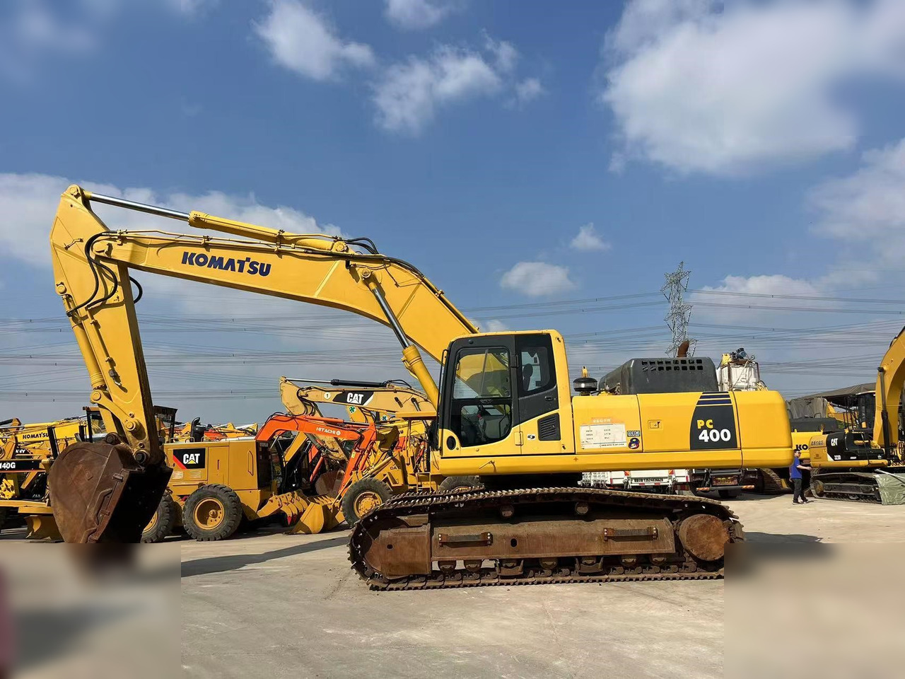 KOMATSU PC400-8R - Máy xúc bánh xích: hình 1 KOMATSU PC400-8R - Máy xúc bánh xích: hình 1
