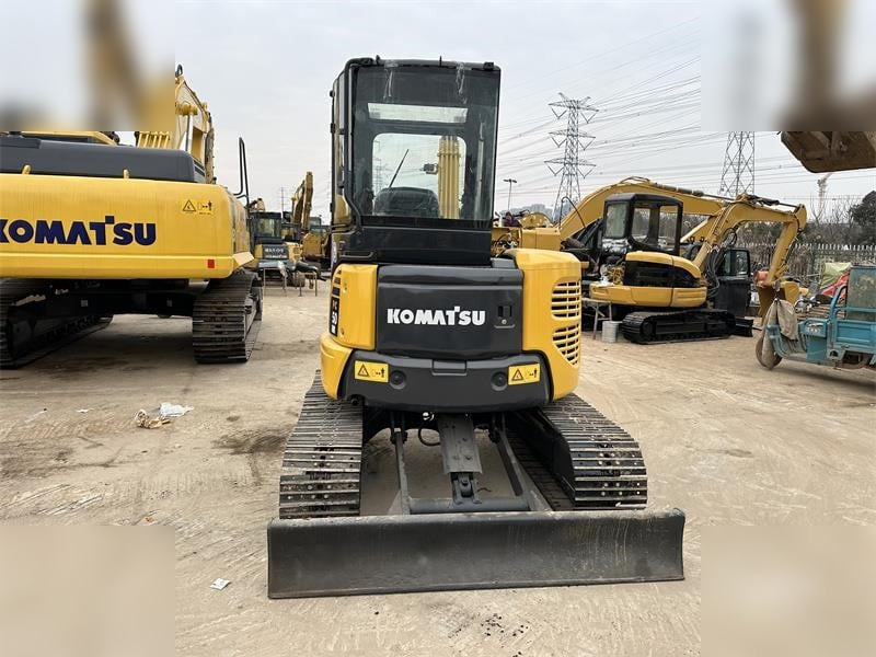 KOMATSU PC50MR-2 - Máy xúc mini: hình 4 KOMATSU PC50MR-2 - Máy xúc mini: hình 4