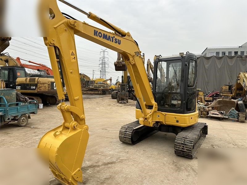 KOMATSU PC50MR-2 - Máy xúc mini: hình 2 KOMATSU PC50MR-2 - Máy xúc mini: hình 2