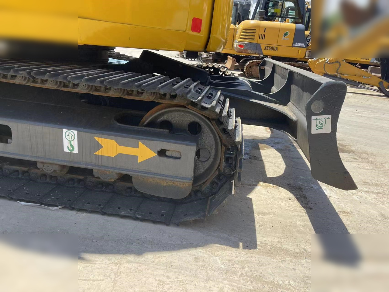 KOMATSU PC78US-6 - Máy xúc bánh xích: hình 5 KOMATSU PC78US-6 - Máy xúc bánh xích: hình 5