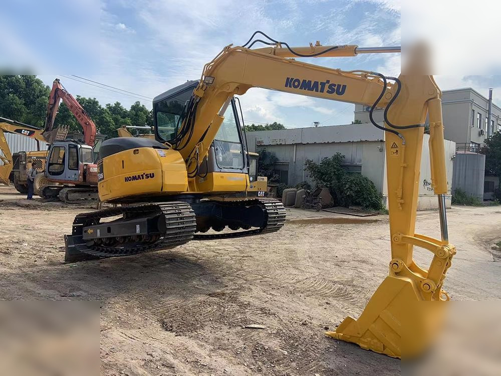 KOMATSU PC78US-6 - Máy xúc bánh xích: hình 5 KOMATSU PC78US-6 - Máy xúc bánh xích: hình 5