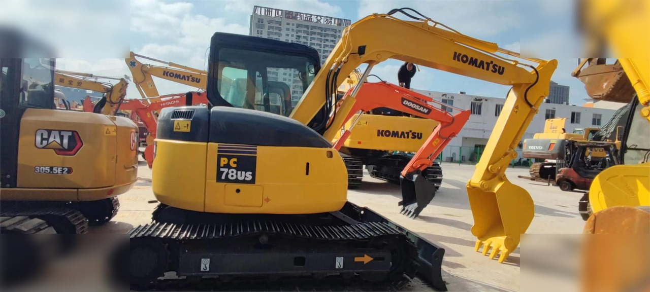 KOMATSU PC78US-6 - Máy xúc bánh xích: hình 1 KOMATSU PC78US-6 - Máy xúc bánh xích: hình 1