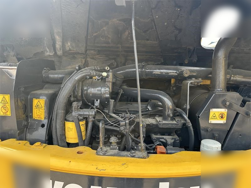 Máy xúc bánh xích KOMATSU PC78US-6: hình 6 Máy xúc bánh xích KOMATSU PC78US-6: hình 6