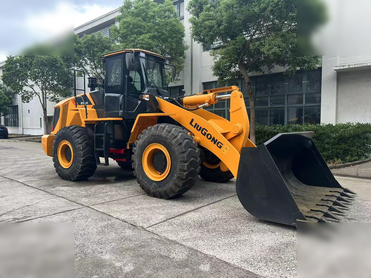 LIUGONG 856H - Máy xúc lật bánh lốp: hình 1 LIUGONG 856H - Máy xúc lật bánh lốp: hình 1