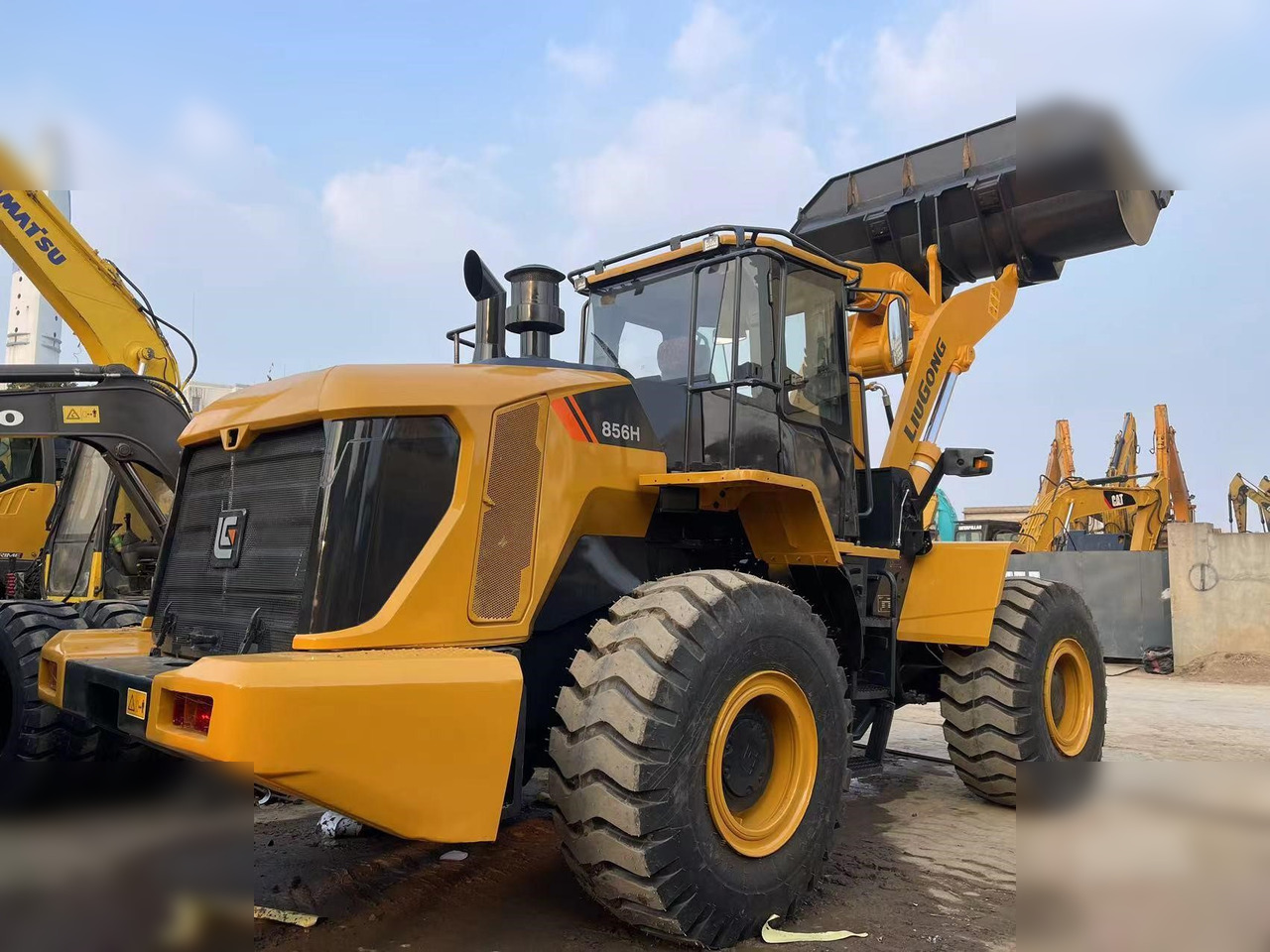 LIUGONG 856H - Máy xúc lật bánh lốp: hình 2 LIUGONG 856H - Máy xúc lật bánh lốp: hình 2