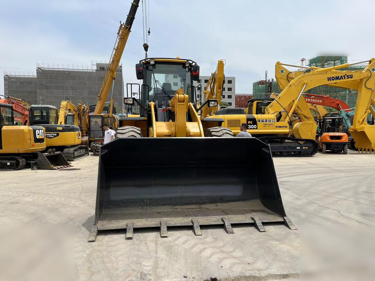 LIUGONG 856H - Máy xúc lật bánh lốp: hình 3 LIUGONG 856H - Máy xúc lật bánh lốp: hình 3