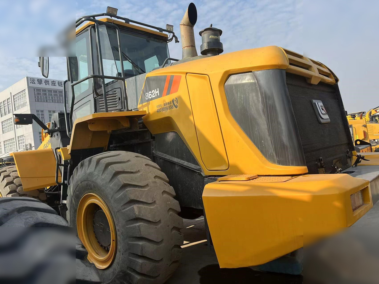LIUGONG 862H - Máy xúc lật bánh lốp: hình 4 LIUGONG 862H - Máy xúc lật bánh lốp: hình 4