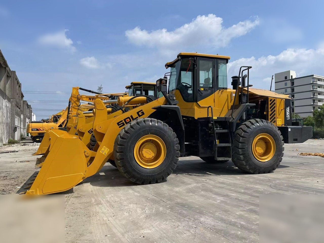 SDLG LG956L - Máy xúc lật bánh lốp: hình 4 SDLG LG956L - Máy xúc lật bánh lốp: hình 4