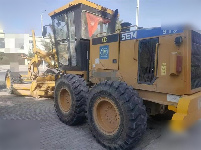 SEM 919 - Máy san: hình 2 SEM 919 - Máy san: hình 2
