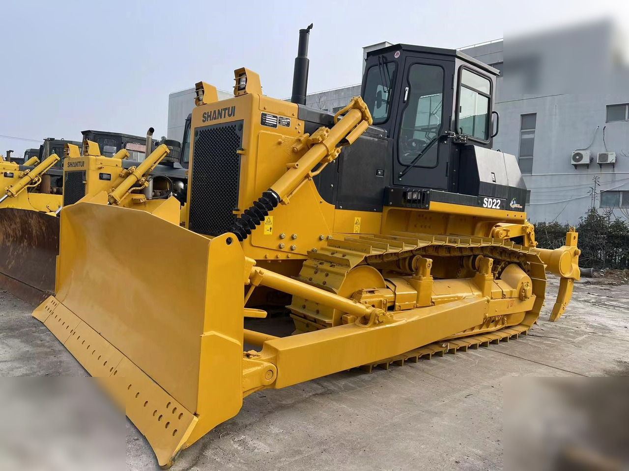 SHANTUI SD22 - Máy ủi: hình 1 SHANTUI SD22 - Máy ủi: hình 1