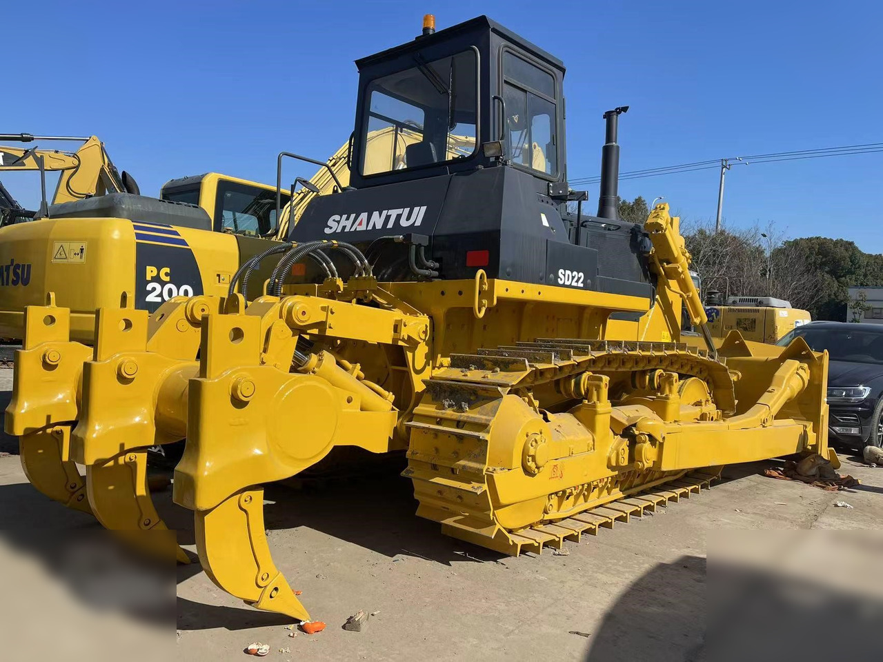 SHANTUI SD22 - Máy ủi: hình 2 SHANTUI SD22 - Máy ủi: hình 2